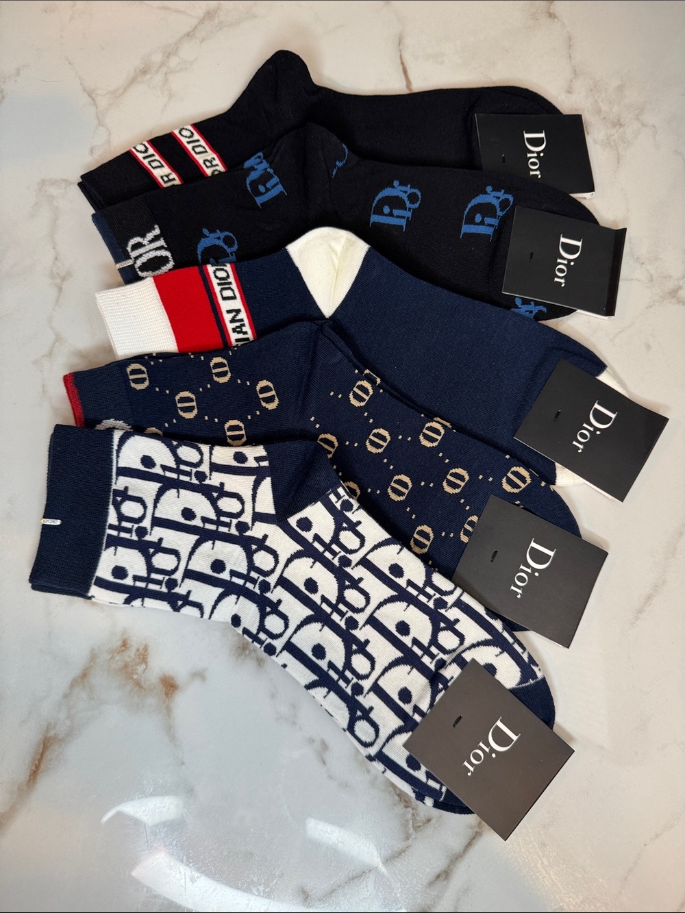 Unisex crew-length mid-calf socks